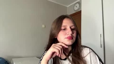 Snapshot of jinaferrier chatting on July 18, 9:57 am Eva online show from July 18, 9:57 am