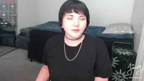 Snapshot of jinxyfawn chatting on July 4, 7:36 am jinxyfawn online show from July 4, 7:36 am