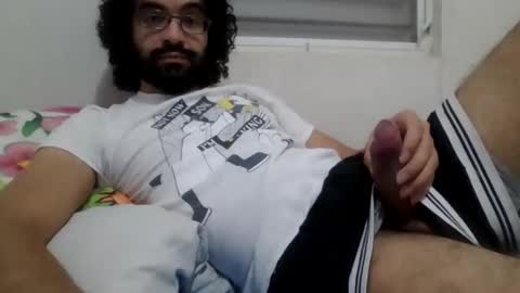 Snapshot of jizzafor chatting on December 18, 3:47 am jizzafor online show from December 18, 3:47 am