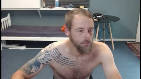 JamesJan van Rebel online show from April 13, 1:44 am