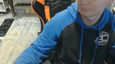 Jake online show from October 31, 6:42 pm