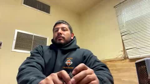 Snapshot of jjuarez5409 chatting on February 1, 1:42 pm jjuarez5409 online show from February 1, 1:42 pm