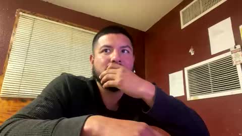 Snapshot of jjuarez5409 chatting on March 14, 1:34 am jjuarez5409 online show from March 14, 1:34 am