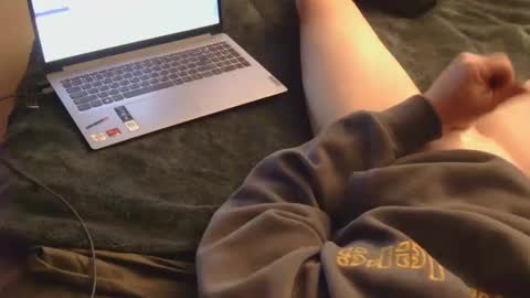 Snapshot of jjunior420 chatting on December 5, 1:58 am jjunior420 online show from December 5, 1:58 am