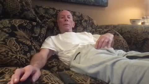 Snapshot of jlk7777 chatting on December 12, 6:42 pm jlk7777 online show from December 12, 6:42 pm