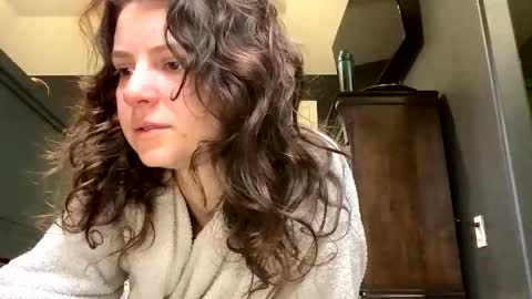 Snapshot of jlynn1997 chatting on February 11, 1:49 pm jlynn1997 online show from February 11, 1:49 pm