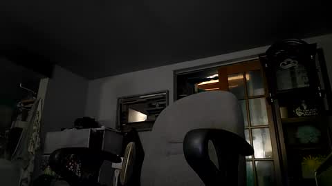 Snapshot of jm878787 chatting on March 12, 9:34 am Jessme0024 online show from March 12, 9:34 am
