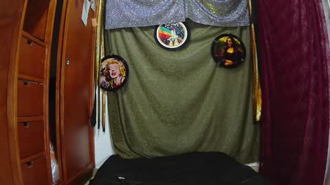 Miguel    ONLYFANS   THECRAZYADAM online show from April 10, 11:42 pm