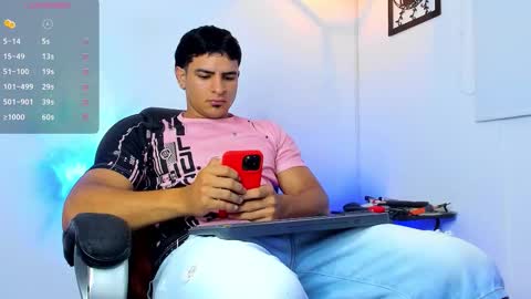 IGJmortton online show from November 12, 10:26 am