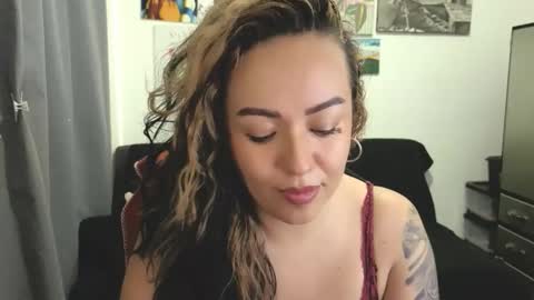 Johana              online show from April 12, 6:13 pm