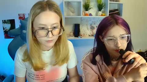 joan_kiss online show from January 17, 1:27 pm