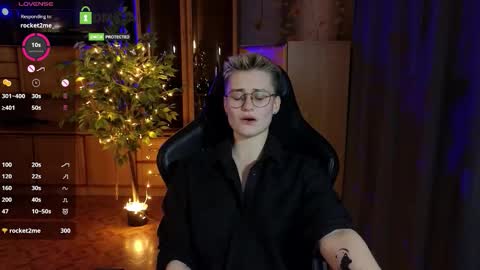 J online show from March 4, 9:43 pm