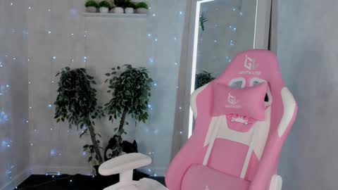 joann_shermann online show from November 25, 1:38 am