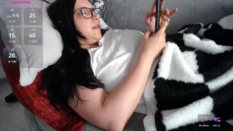 Snapshot of joanna_cw chatting on May 2, 6:07 am Jo online show from May 2, 6:07 am