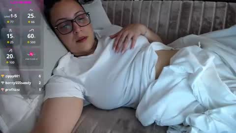 Snapshot of joanna_cw chatting on July 2, 8:26 pm Jo online show from July 2, 8:26 pm