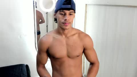 Snapshot of joao_da_silva19 chatting on May 17, 1:40 pm Joao Da Silva online show from May 17, 1:40 pm