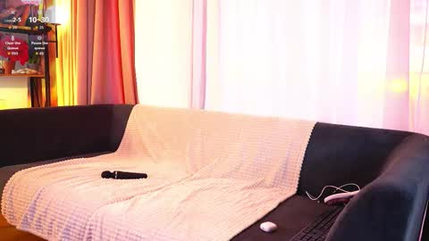 Snapshot of jodyseduce chatting on January 11, 4:28 am Nicole online show from January 11, 4:28 am