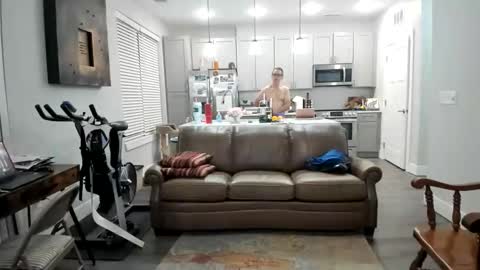 joe1997202399 online show from June 11, 2:44 am