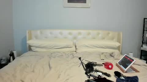 joe1997202399 online show from June 14, 2:35 am