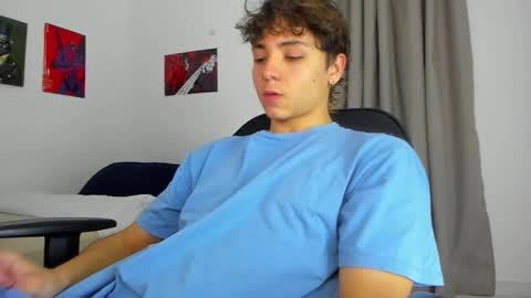 Snapshot of joe23___ chatting on October 9, 12:08 am Joe online show from October 9, 12:08 am