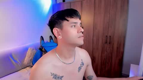 Snapshot of joe_jhonson chatting on February 21, 12:28 pm joe jhonson online show from February 21, 12:28 pm