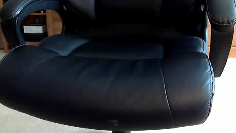 Snapshot of joebutler6970 chatting on February 4, 4:57 pm joebutler6970 online show from February 4, 4:57 pm