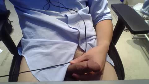 joejoe_1985 online show from December 4, 6:16 pm