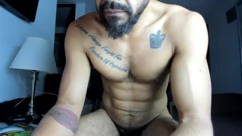 Snapshot of joel_beekman13 chatting on January 25, 11:13 am Joel Beekman online show from January 25, 11:13 am