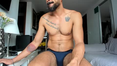 Snapshot of joel_beekman13 chatting on February 14, 12:25 pm Joel Beekman online show from February 14, 12:25 pm