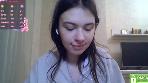 Jennifer online show from May 26, 6:37 pm