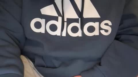 Snapshot of joemoehn312 chatting on March 9, 3:43 am joemoehn312 online show from March 9, 3:43 am