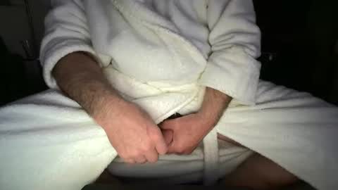 Snapshot of joemucha711369 chatting on April 11, 9:02 am joemucha711369 online show from April 11, 9:02 am