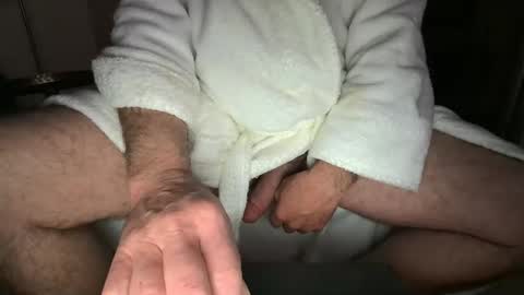 Snapshot of joemucha711369 chatting on April 17, 9:12 am joemucha711369 online show from April 17, 9:12 am