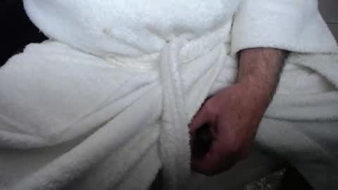 Snapshot of joemucha711369 chatting on April 29, 11:14 am joemucha711369 online show from April 29, 11:14 am