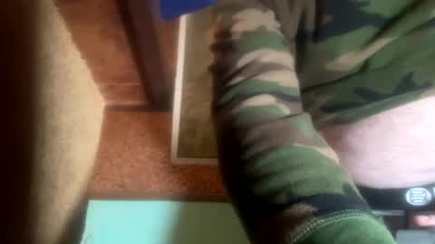 Snapshot of joepeteh chatting on January 22, 6:42 am Joe online show from January 22, 6:42 am