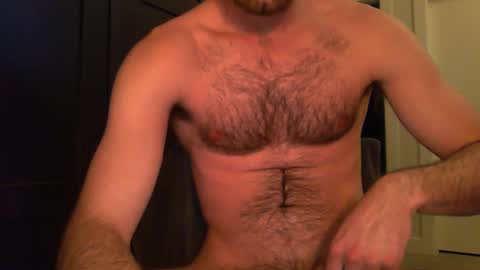 Snapshot of joeyd121 chatting on December 31, 12:21 am joeyd121 online show from December 31, 12:21 am