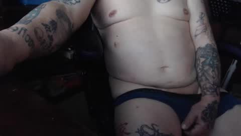 joeyzzz1 online show from April 13, 5:29 pm