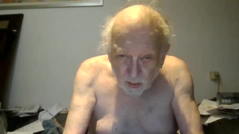 Snapshot of johan1948 chatting on January 5, 3:23 pm Johan online show from January 5, 3:23 pm