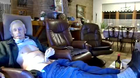 johan7 heet online show from November 9, 8:40 pm