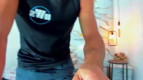 Snapshot of johan_miller1 chatting on November 1, 10:17 am johan online show from November 1, 10:17 am