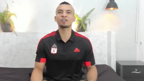 Snapshot of johan_miller1 chatting on November 14, 5:06 am johan online show from November 14, 5:06 am