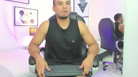 Snapshot of johan_miller1 chatting on February 26, 1:54 pm johan online show from February 26, 1:54 pm