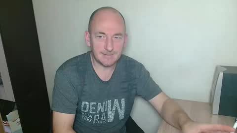 Johan online show from December 21, 11:39 am