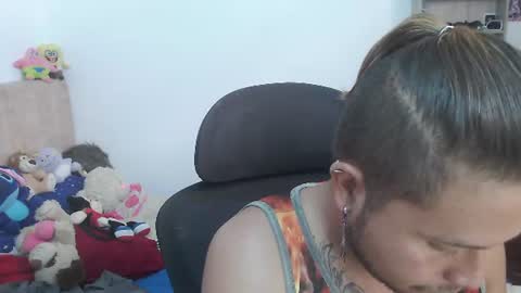 Snapshot of johanleonsweetboy chatting on June 10, 8:30 pm JOHAN independient model online show from June 10, 8:30 pm