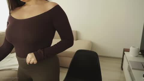 Jo online show from April 8, 8:36 am