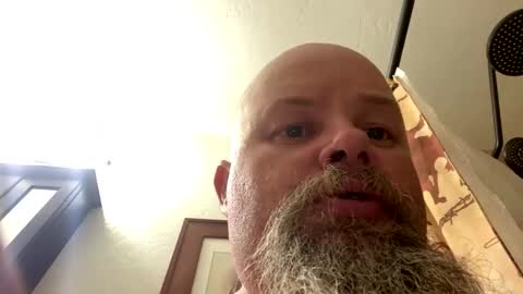 Snapshot of john40a chatting on January 7, 12:55 am John online show from January 7, 12:55 am