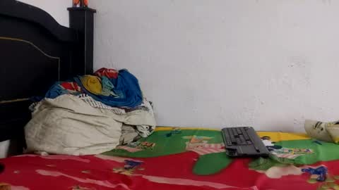   online show from December 6, 11:47 pm