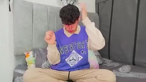 John Vichenso online show from December 6, 5:55 pm