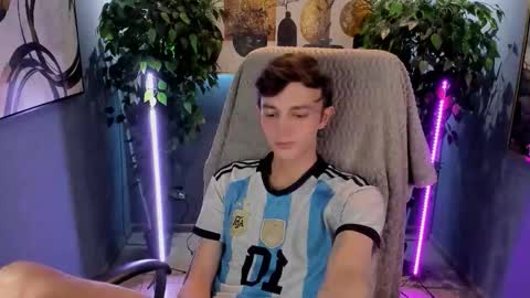 John online show from December 3, 1:53 pm