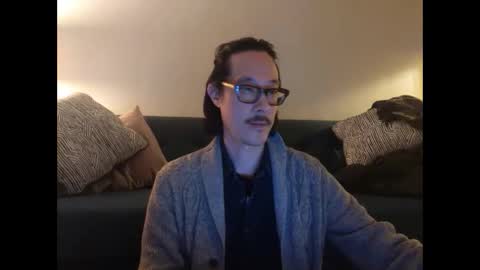 Snapshot of johneelicks chatting on October 24, 8:22 am Johnee online show from October 24, 8:22 am